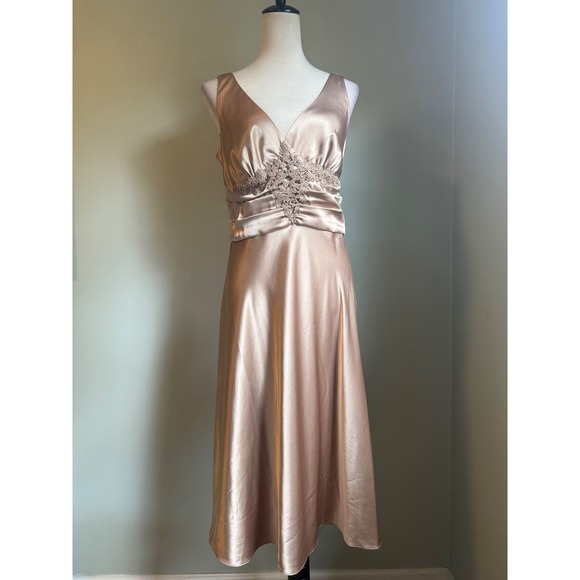 Newport News Dresses & Skirts - Newport News Champagne Satin Lace  Midi Dress 10 vintage fairy boho whimsigoth Y